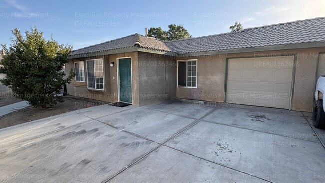 Building Photo - 757 Spring Meadow Ct Unit 2