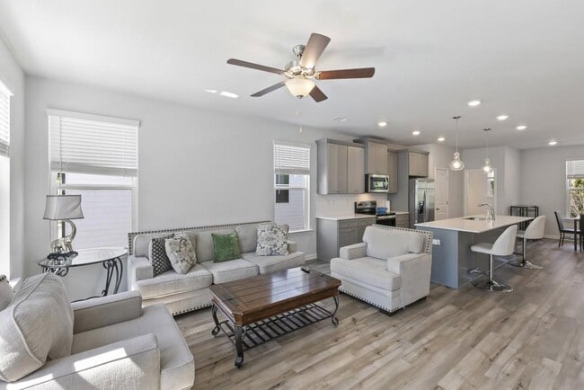 Photo - 89 Werner Brook Way SE