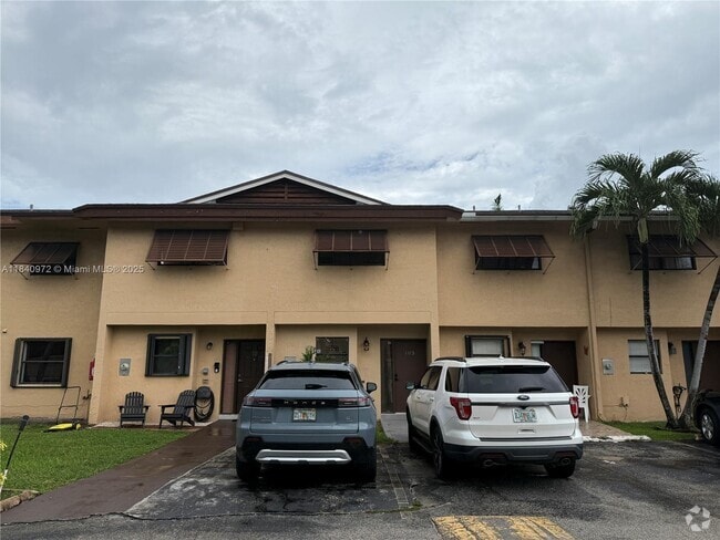 Building Photo - 6850 NW 173rd Dr Rental