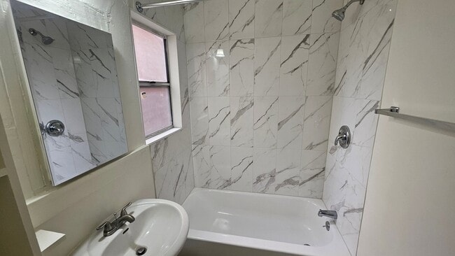 815 S Lake St Unit 101
