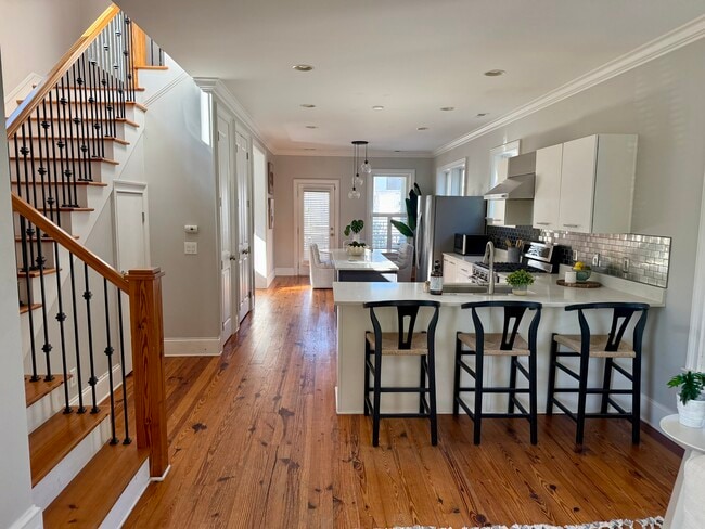 Photo - 194 Fishburne St