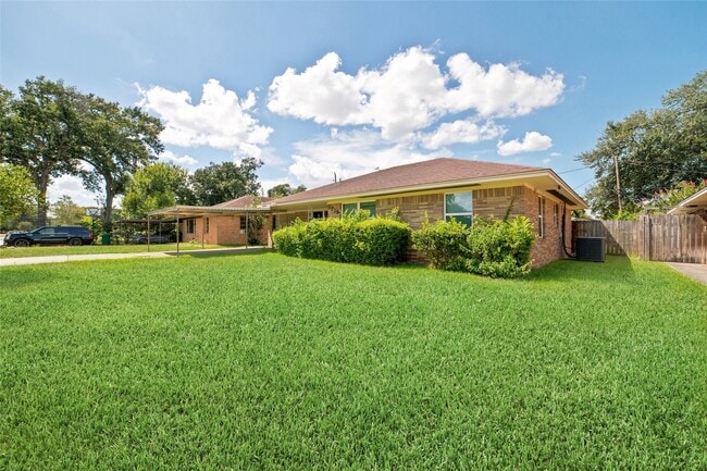 Photo - 5719 Turtle Creek Rd