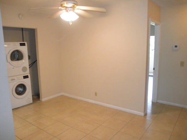 Photo - 640 NE 6th Ct Unit L