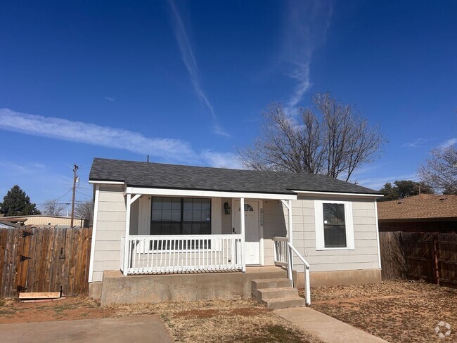 Building Photo - 2 Bedroom 1 Bathroom Rental