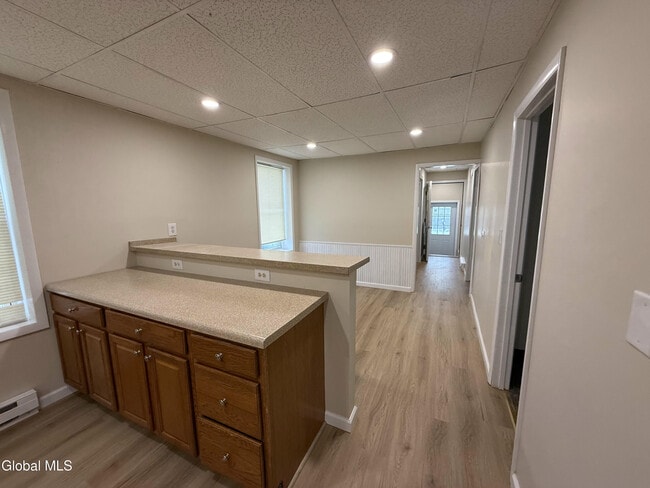 Photo - 734 Hudson Ave Unit 2