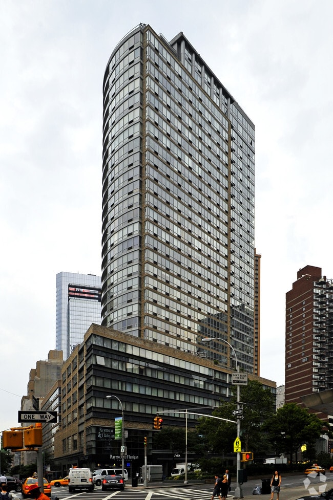 Primary Photo - The Grand Millennium