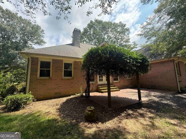 Photo - 307 Centennial Rd