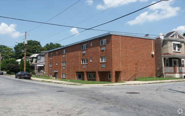 Photo - 2801 N Tatnall St Apartments
