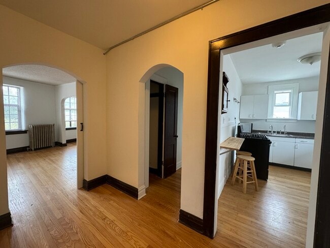 Photo - 28W573 Stafford Pl Unit 5