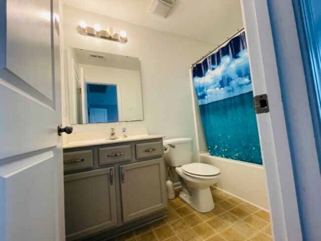 Photo - 9026 Sharpes Cir