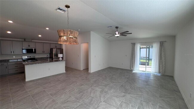 Photo - 3120 Canberra Pl