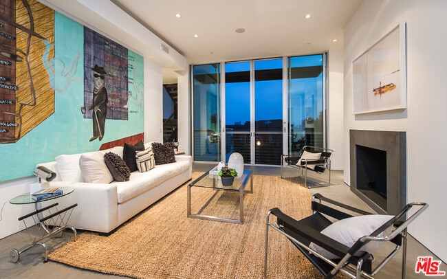 Photo - 1352 Miller Dr