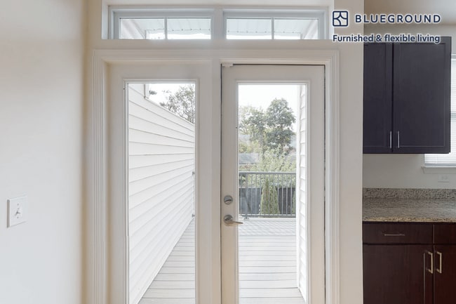 Photo - 998 Stewart Ave Unidad FL2-ID3111A