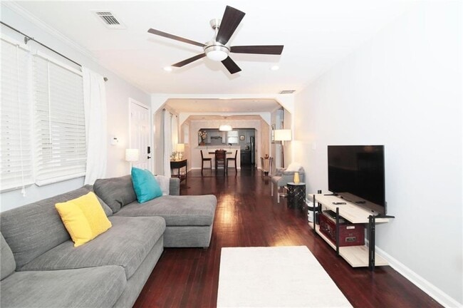 Photo - 531 Allendale Dr