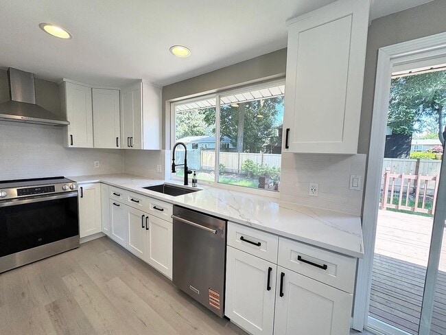 Photo - 13440 90th Pl NE