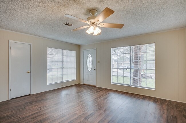 Photo - 3809 Wood Sorrel Dr