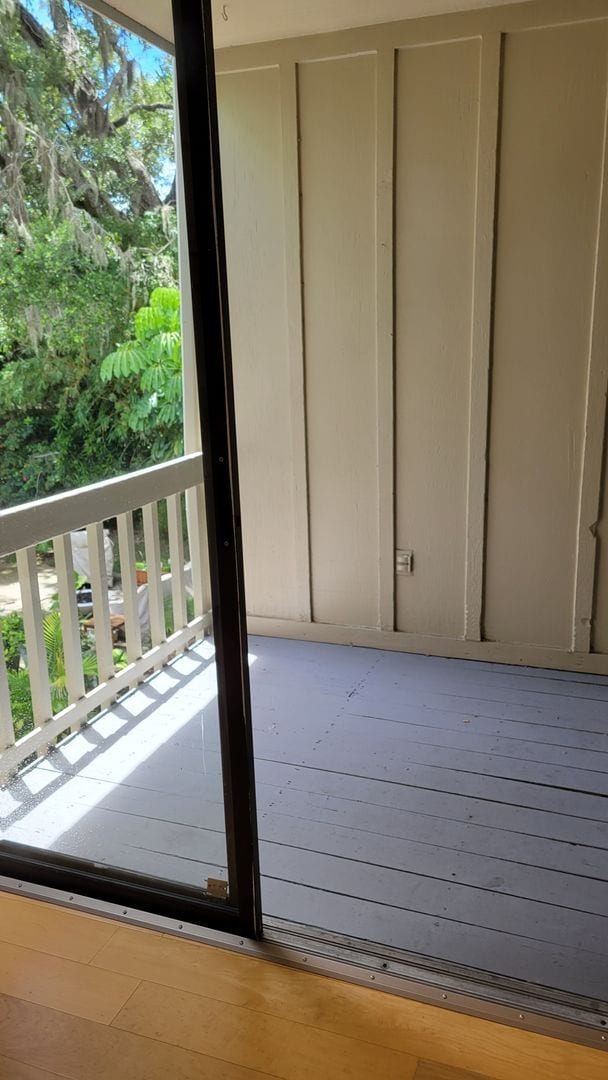 Photo - Annual downtown Sarasota renovated 2/2 top...