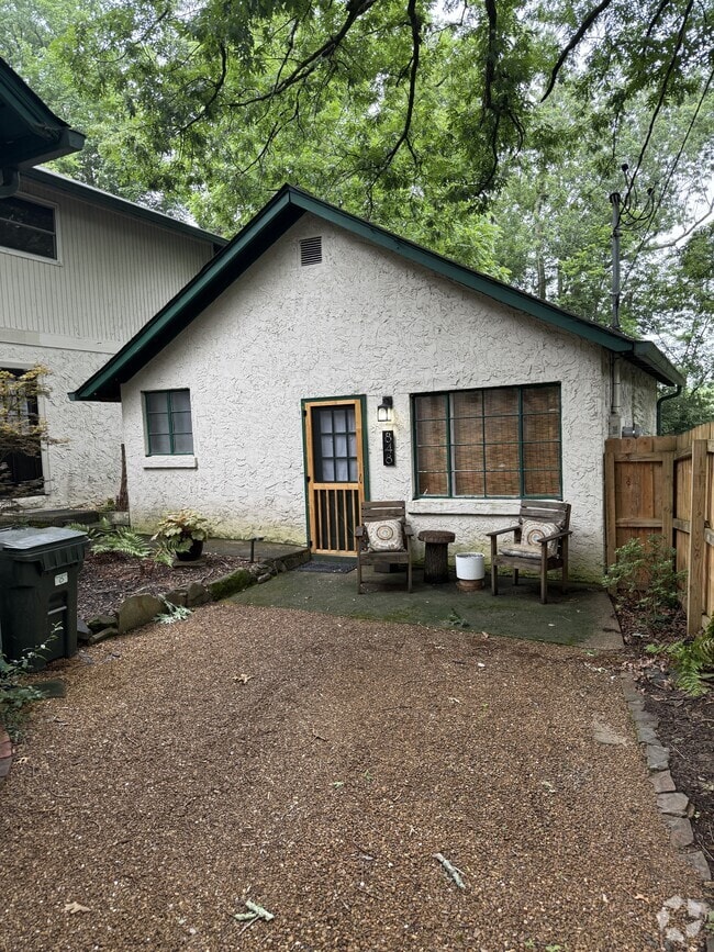 Building Photo - 848 Kentucky Ave Rental