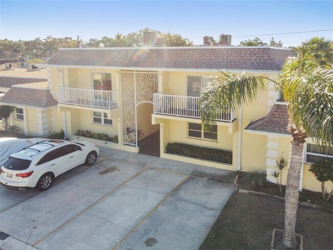 Photo - 610 Indian Rocks Rd N Unit 121