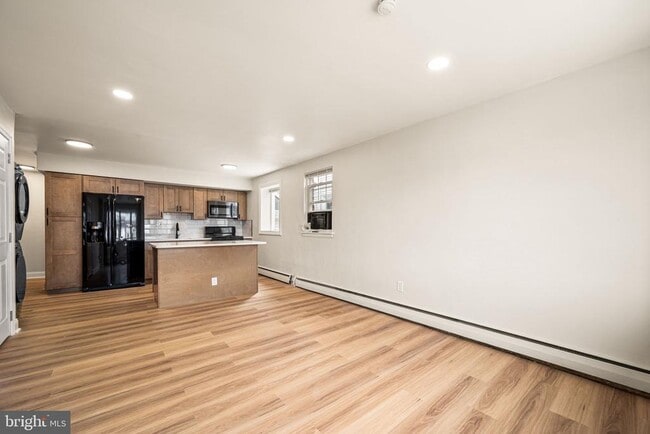 Photo - 636 Arthur St