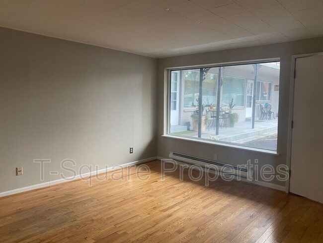 Photo - 223 Dayton St