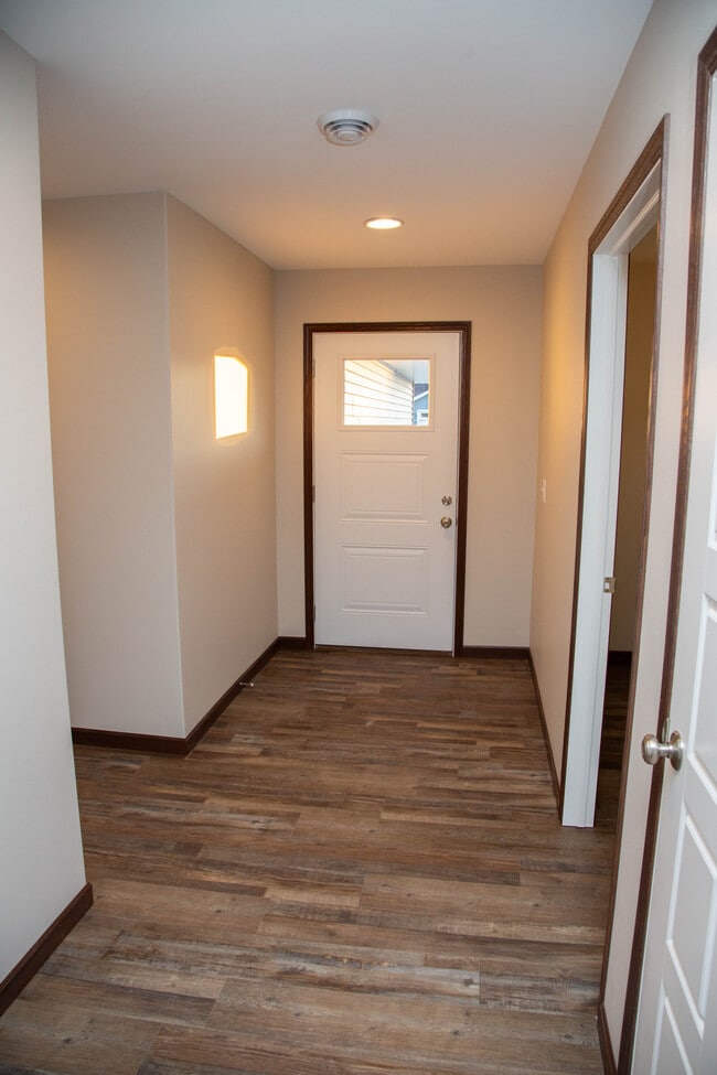 Photo - 2167 Cheyenne Way