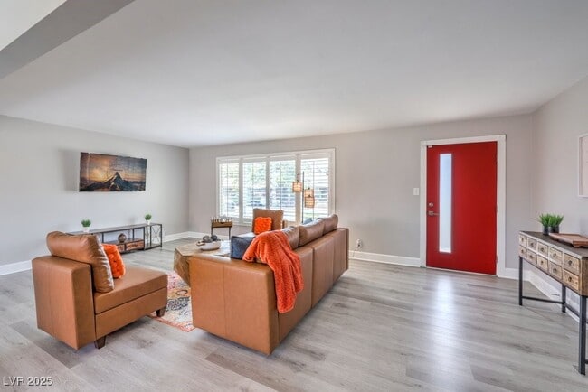 Building Photo - 2400 Sherman Pl Rental
