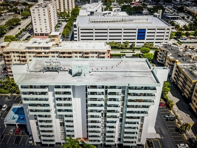 Photo - 1825 W 44th Pl Unit 707