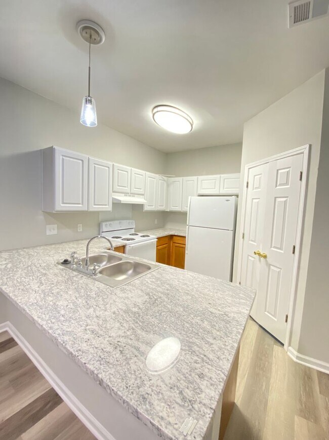 Photo - 926 Harvard Pl Unit Harvard Place - 926