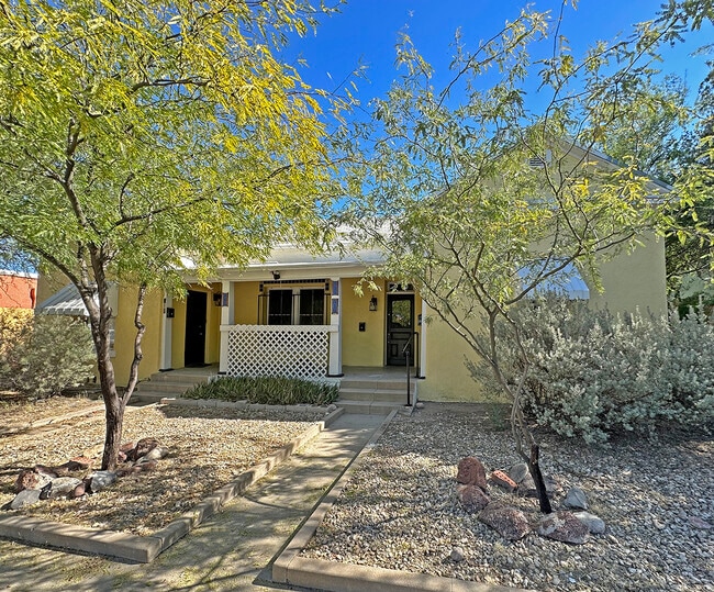 Historic Bungalow Built in 1903 - 515 S 5th Ave Unit 515 South 5th Avenue