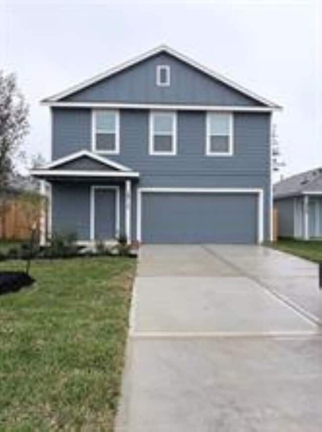 Photo - 18712 Loom Dr