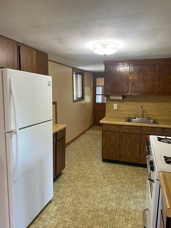 Photo - 21 Plainfield Ave Unit 2