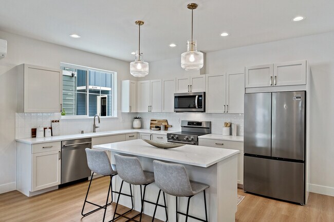 Photo - 4144 3rd Ave NW
