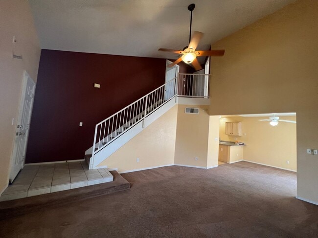 Photo - Spacious 2bed/ 2.5 bath Townhouse in Gated...
