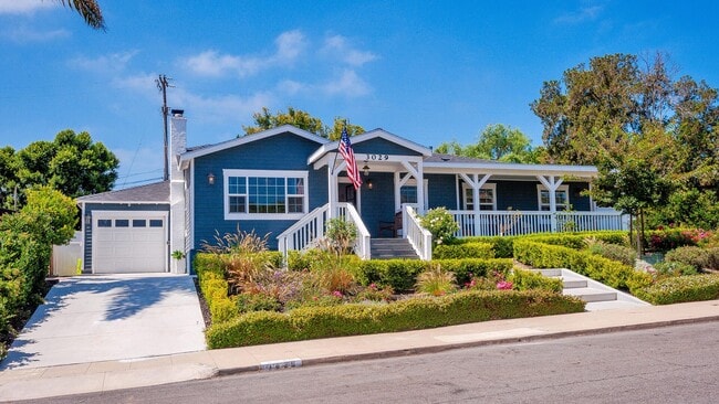 Building Photo - Single story, 4 bedroom, plus detached off... Rental