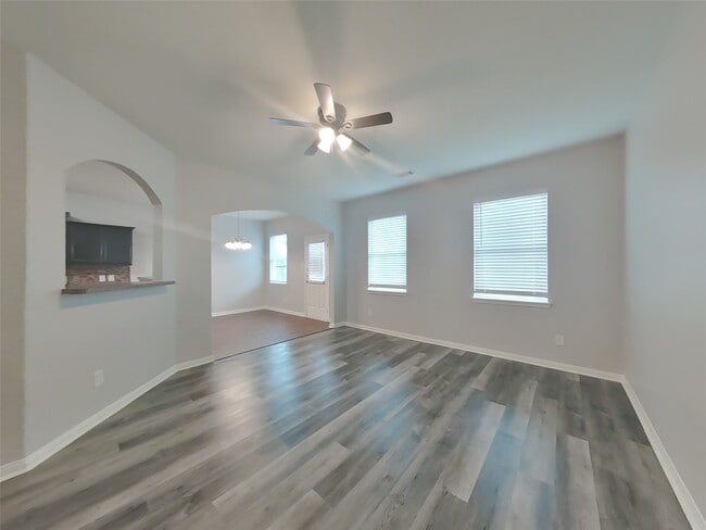 Photo - 17142 Common Point Dr