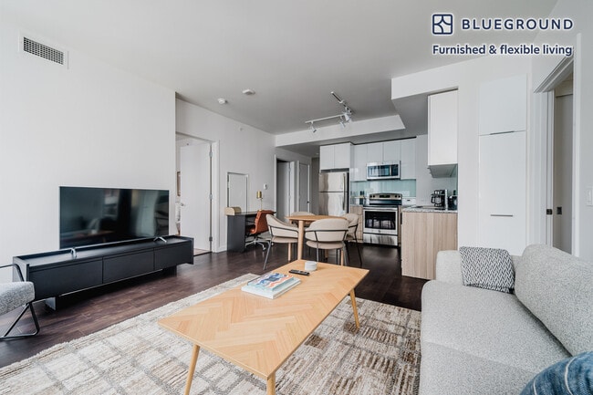 Photo - 288 106th Ave NE Unidad FL7-ID800