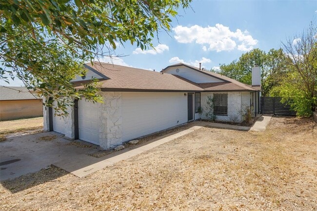 Building Photo - 1905 Margalene Way