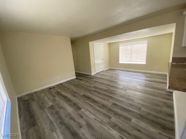 Photo - 580 N Linda St