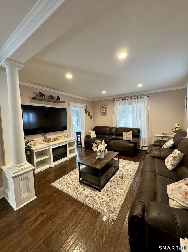 Photo - 38 Wooster Hts Rd