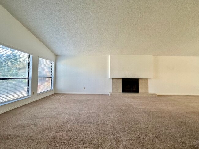 Photo - Charming 2 bedroom 2 bathroom home located in south Sacramento!