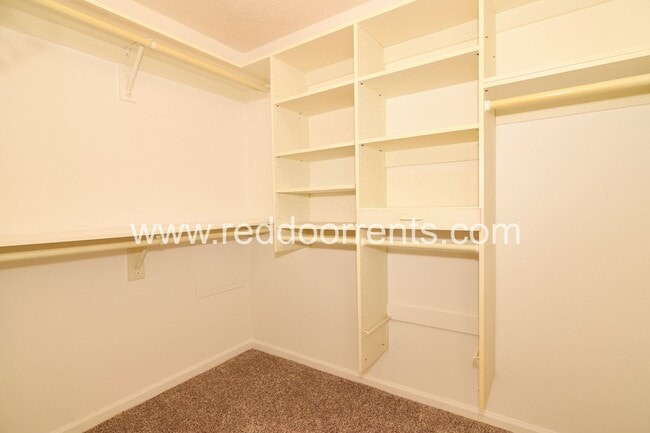 Photo - 12854 S Fleetwood Dr