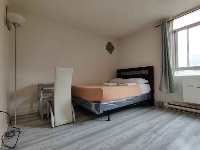 Photo - Toronto Furnished Living