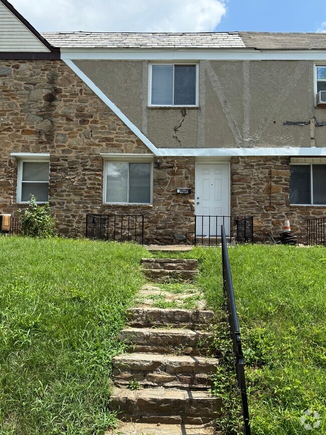 Building Photo - 4909 Chalgrove Ave Rental