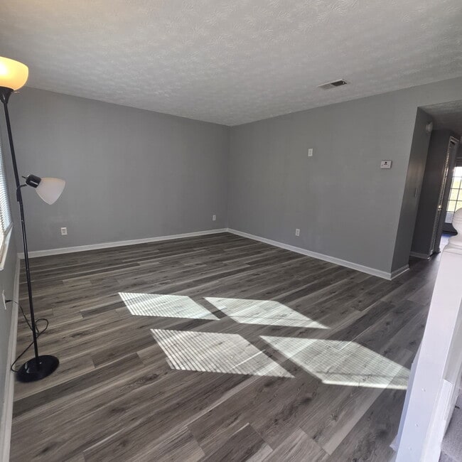 Photo - @ Bedroom Townhome conveniently located near the interstate, hospital, airport, entertainment and...