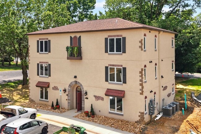 Building Photo - Apartment for Rent