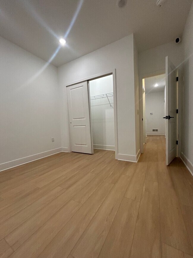 Photo - 612 N 39th St Unit 612 N 39th St 1