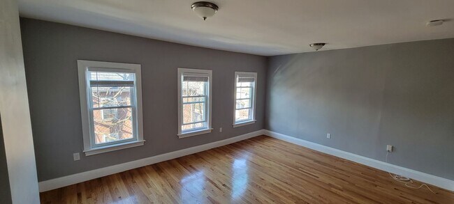 1 Mount Pleasant Pl Unit 2