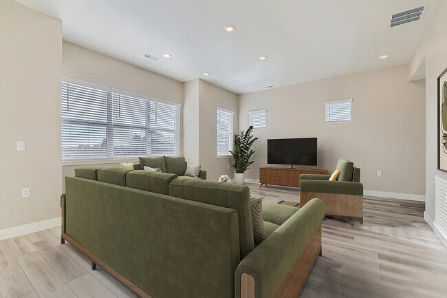 Photo - 2502 Colt Wy