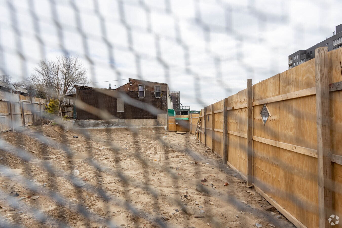 CONSTRUCTION PHOTO - 7001 Queens Blvd Apartments